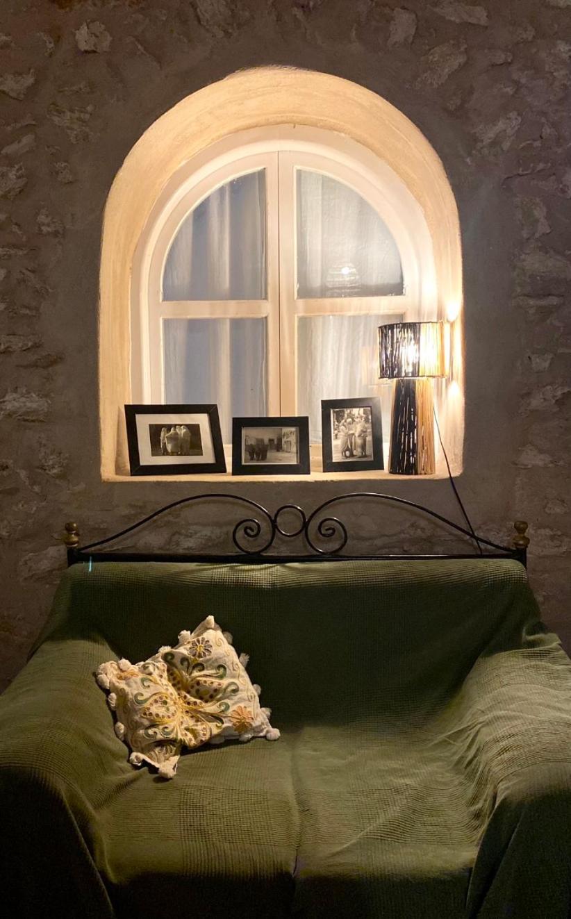 Adam House Apartment Есувейра Екстериор снимка