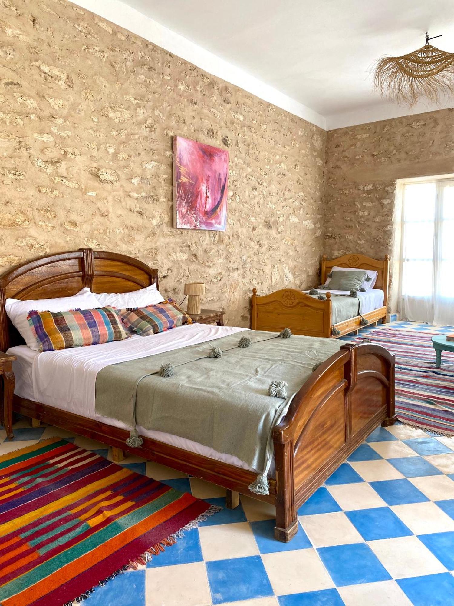 Adam House Apartment Есувейра Екстериор снимка